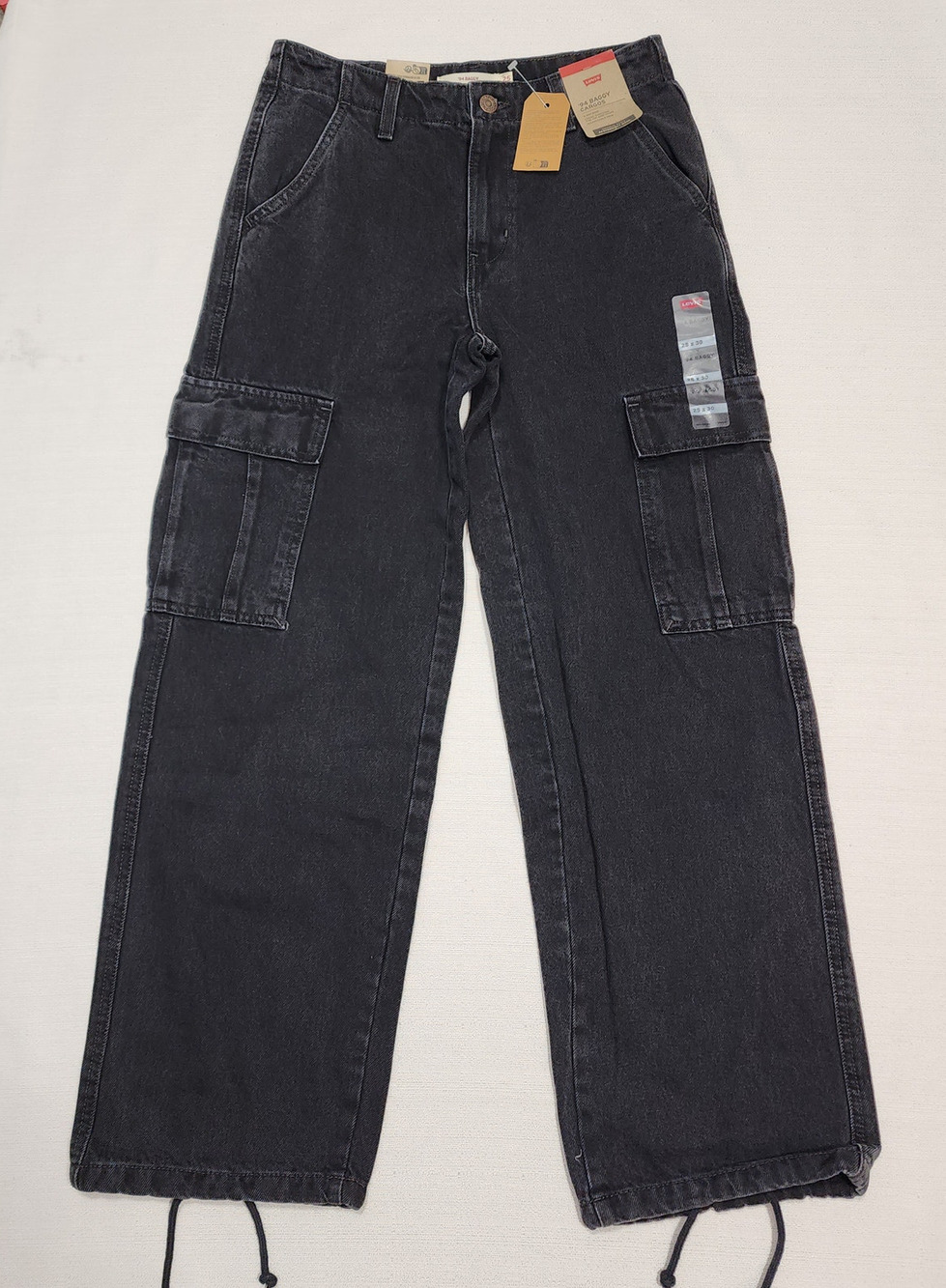 Levi's 94 baggy Cargo mid rise W25''x L30'' women's NWT